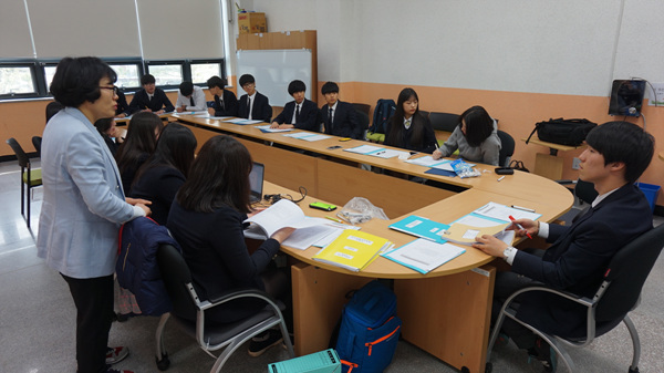 청소년참여위원회 정기회의(2015년 4월 11일)